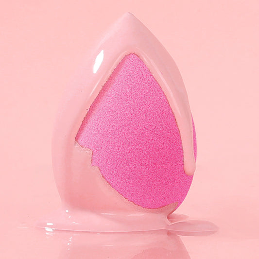 The Latex-Free Makeup Sponge: Your Path to Healthier and More Eco-Friendly Beauty
