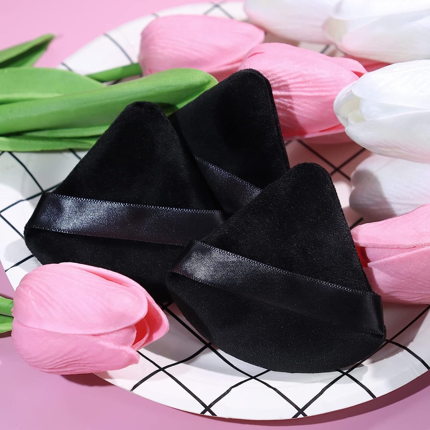 BEAKEY Powder Puffs for Face, Triangle Beauty Sponge for Powder & Liquid Makeup, 12 Pcs Black & Pink - BEAKEY